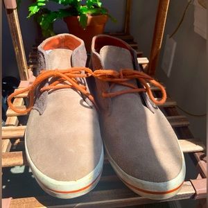 Fred Perry Suede Two-tone Byron Chukka boots